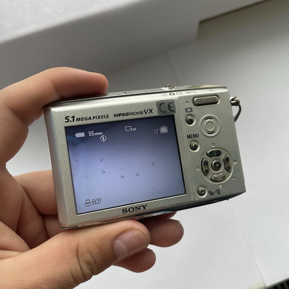sony cybershot dsc-t5 цифровий фотоапарат