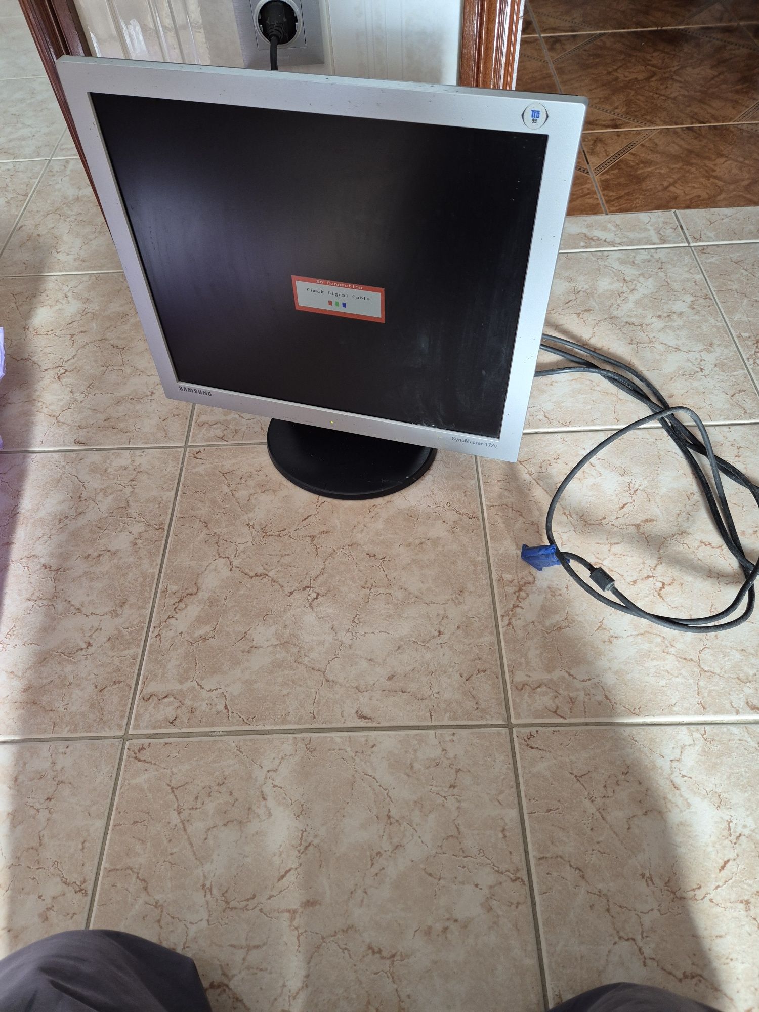 Monitor Samsung SyncMaster 172v