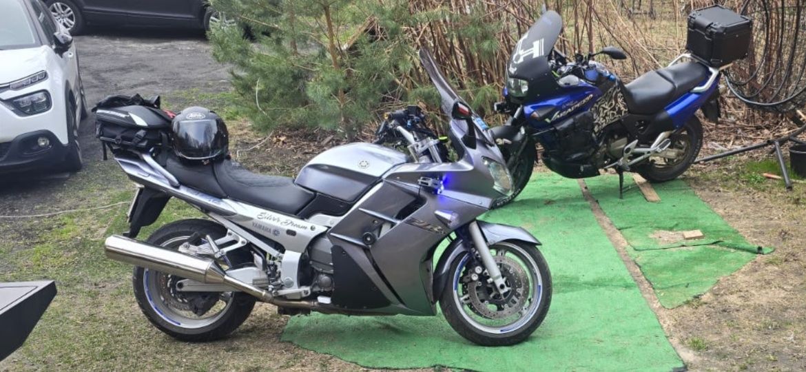 Yamaha FJR  poj 1,3