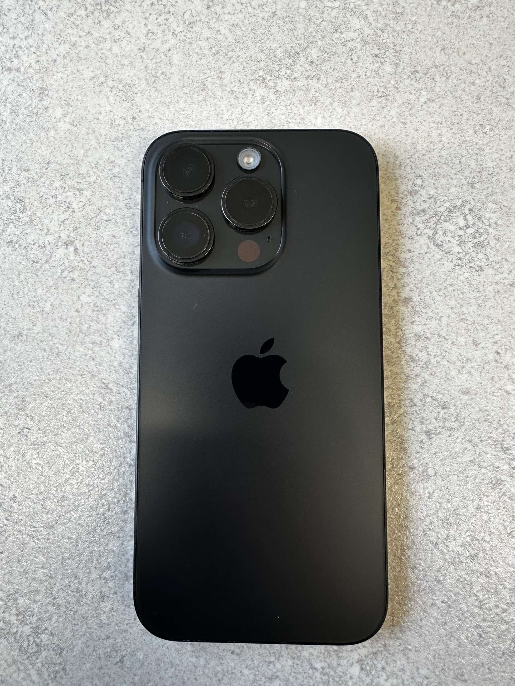 iPhone 15 pro black Tytan 128gb [Gwarancja do Czerwca]