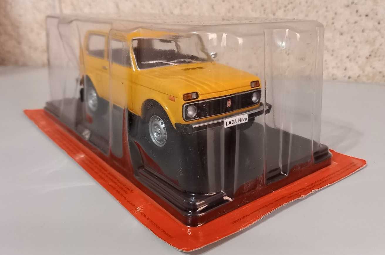 ВАЗ 2121 -LADA NIVA(масштаб 1:24) -Nezapomenutelna Auta №7 - HACHETTE