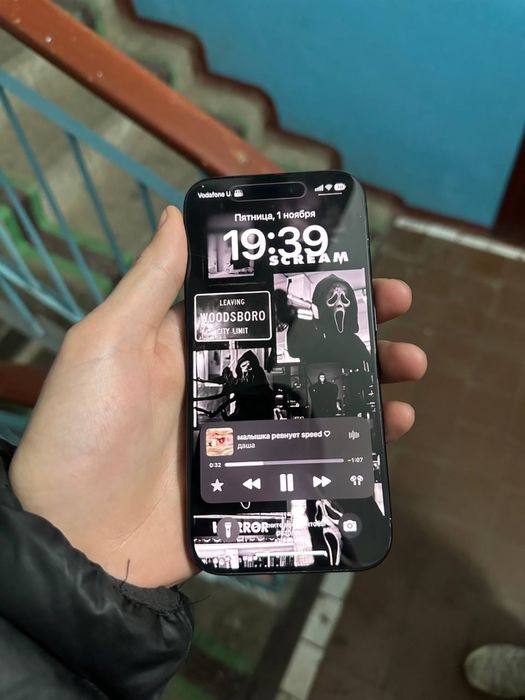 Продам айфон 15 про 128гб  дефек один только на последнеей фотке