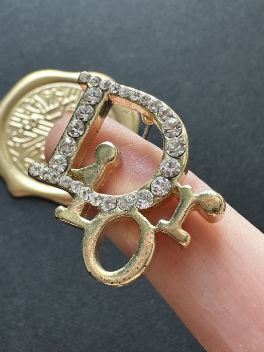 Dior duże kolczyki w złotym kolorze + gumowe zatyczki