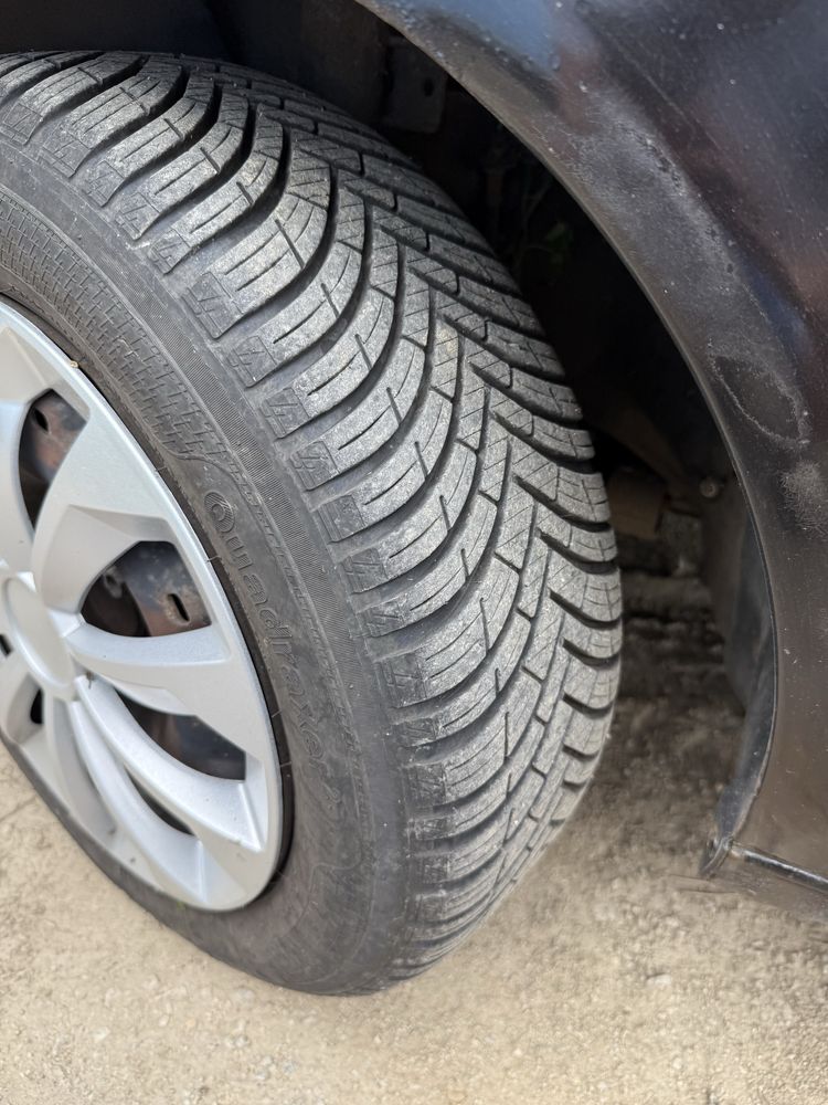 Vw polo 1.0 benzyna 16 lat w jednych  rekach klima