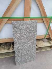 Płytki granitowe polerowane 61x30,5x1 cm płytki kamienne