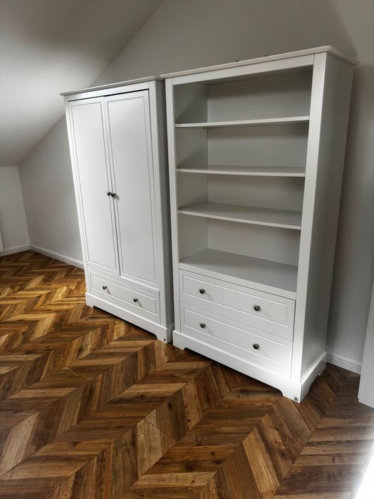 Zestaw białych mebli Firmy Bellamy