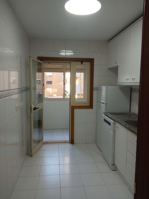 T2 ao hospital Pedro Hispano com lugar de garagem e arrumos!