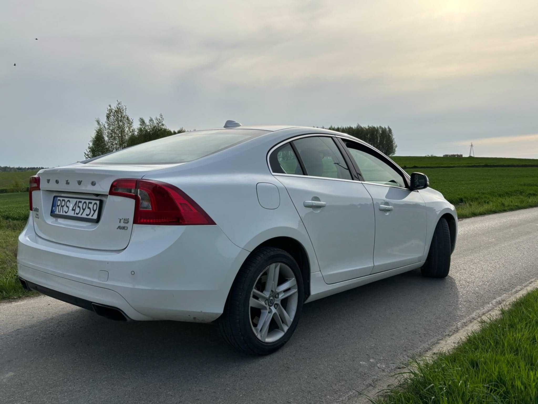Volvo S60 II 2.5t AWD