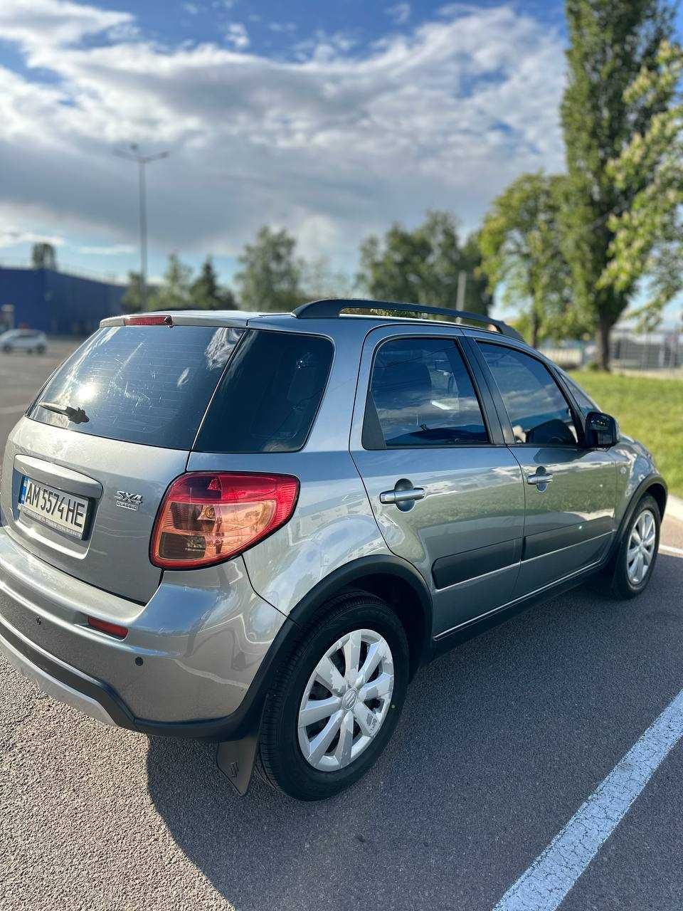ПРОДАМ Suzuki SX4 2014