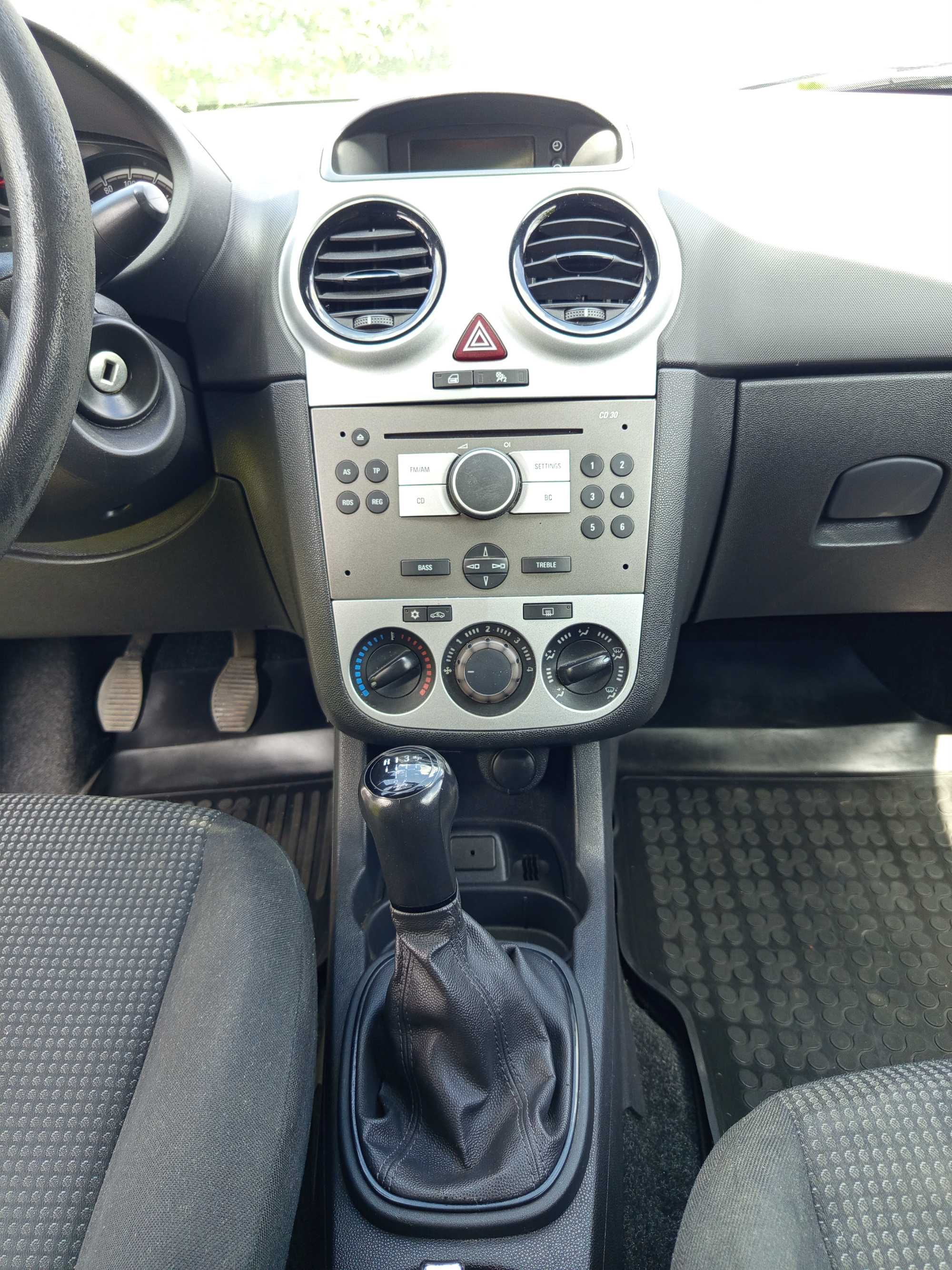 Sprzedam OpeL Corsa