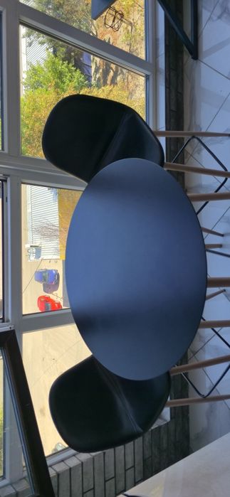 Стіл стільці набір