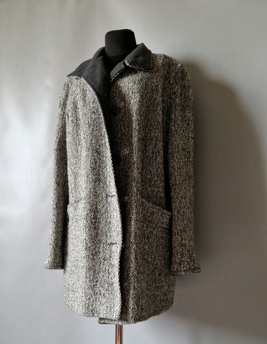 Жіночий осінній та зимовий одяг