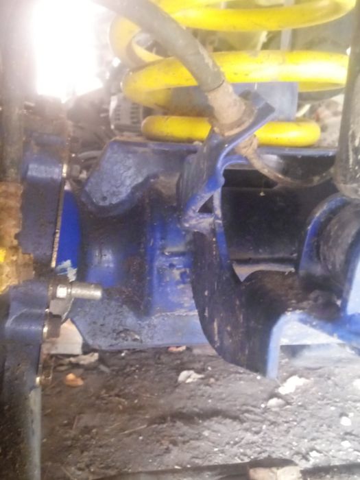 Wzmocnienia kul przedniego mostu Nissan patrol gr Y60 y61