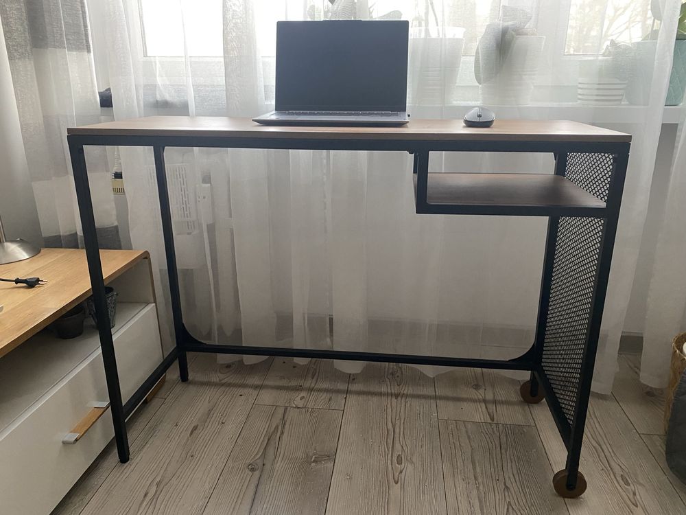 Male biurko IKEA drewno / metal