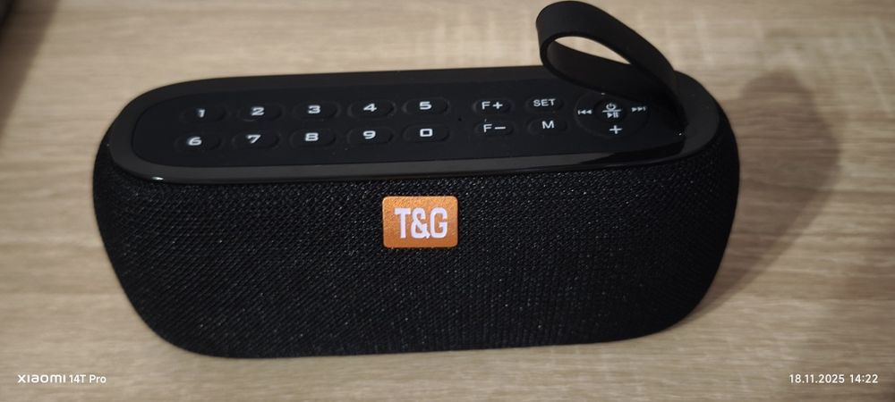 Блютуз колонка + радіо