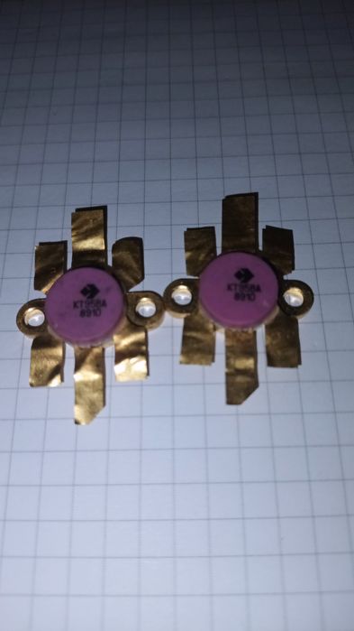 Продам транзисторы КТ958А