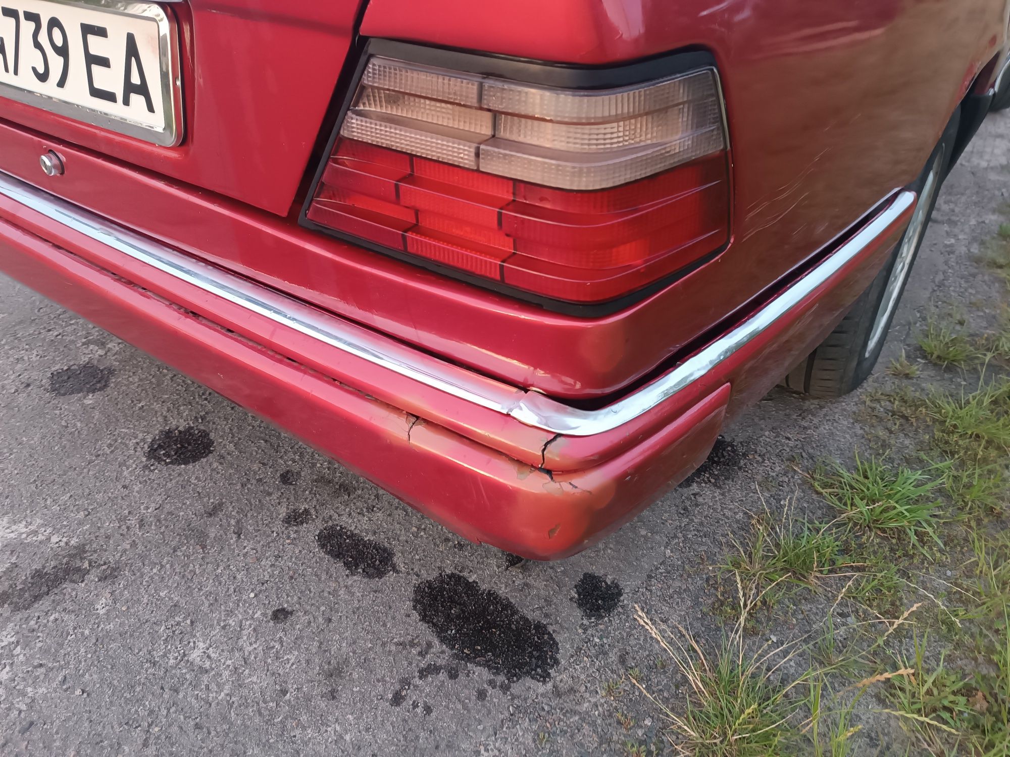 Mercedes Benz w124.