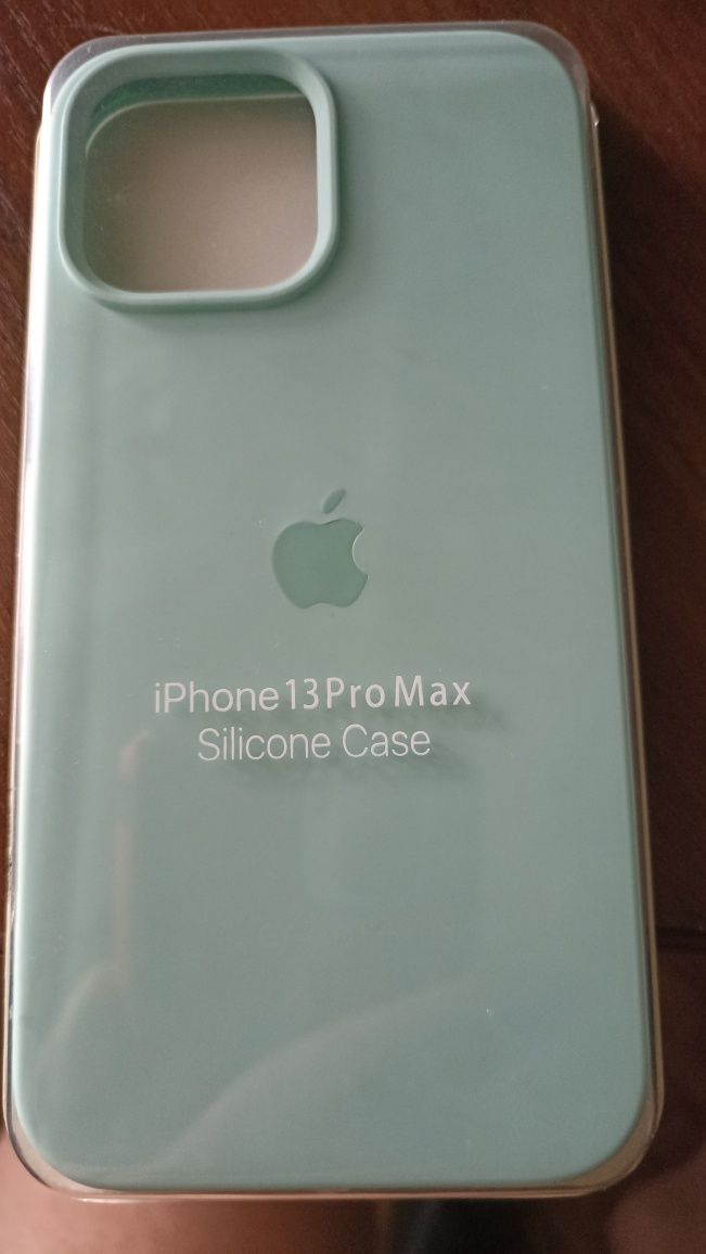 Чехол на Айфон 13 про Макс