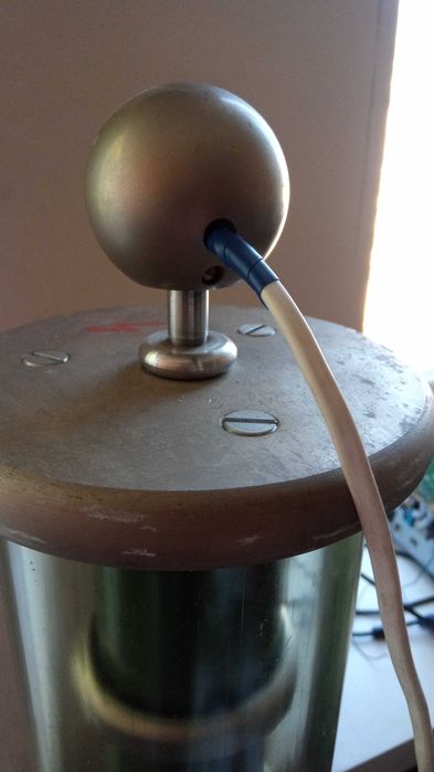 Делитель напряжения ДН400 / Дільник напруги ДН400