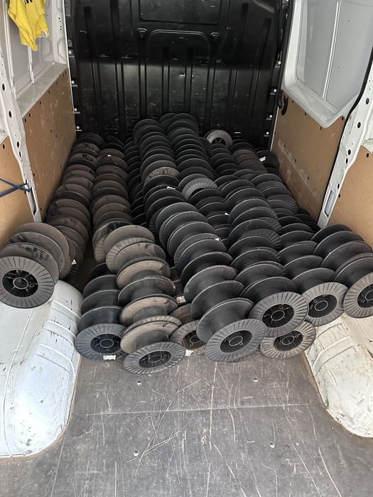 Катушки пластикові