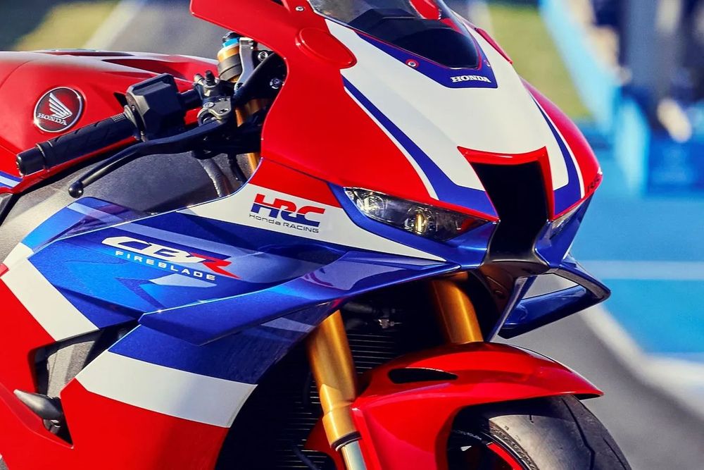 Honda CBR FIREBLADE 1000SP od ręki 6 lat GWARANCJI