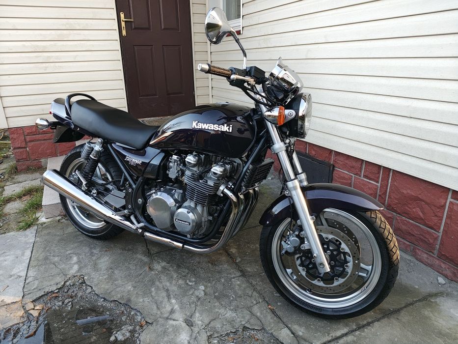 Kawasaki Zephyr 750 ZR  z7 z750 bandit cb