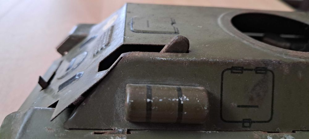 Czołg RS 51 blaszana stara zabawka T34 RS51