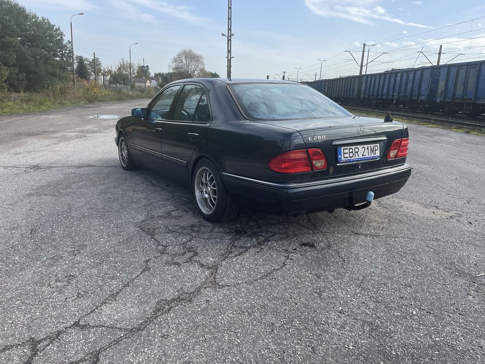 Mercedes w210 280e V6 b/g