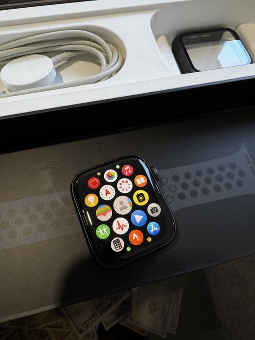 Apple Watch 5 series Nike 44mm