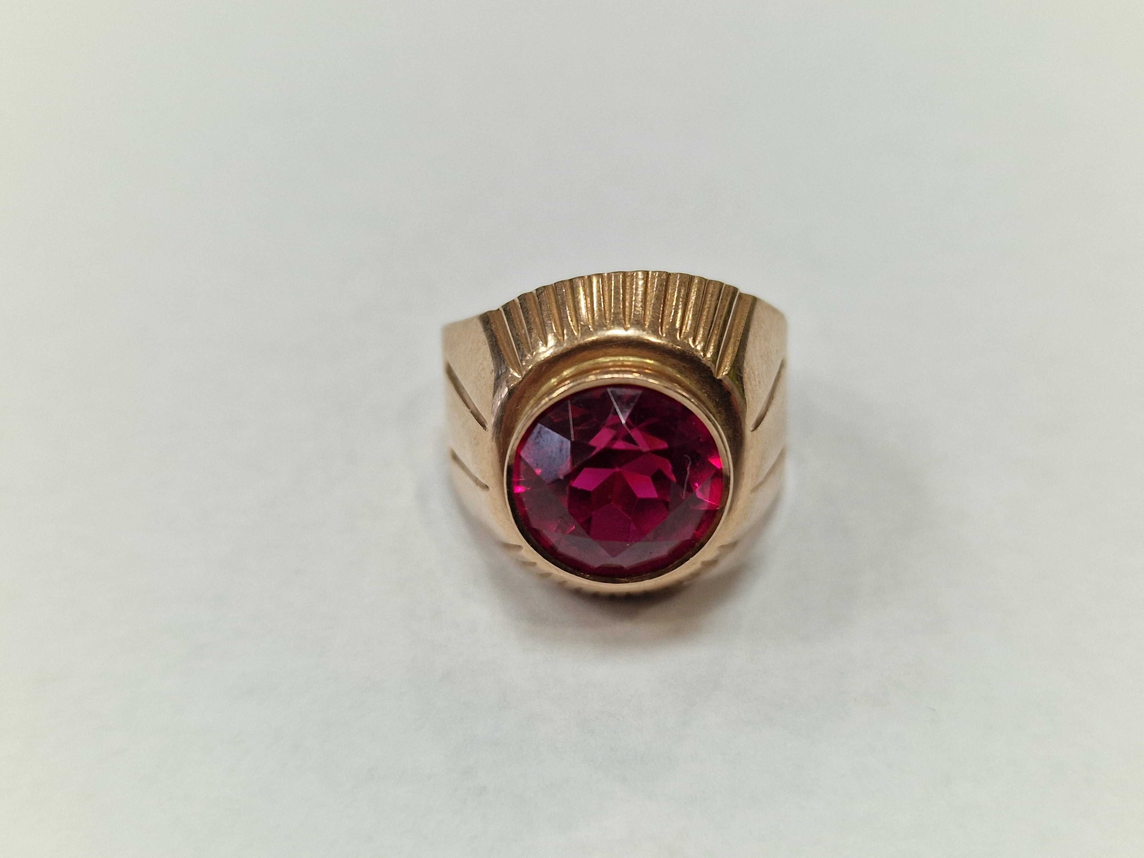ZSRR od 1958! Złoty sygnet męski/ 583/ 8.05 gram/ R17/ Korund