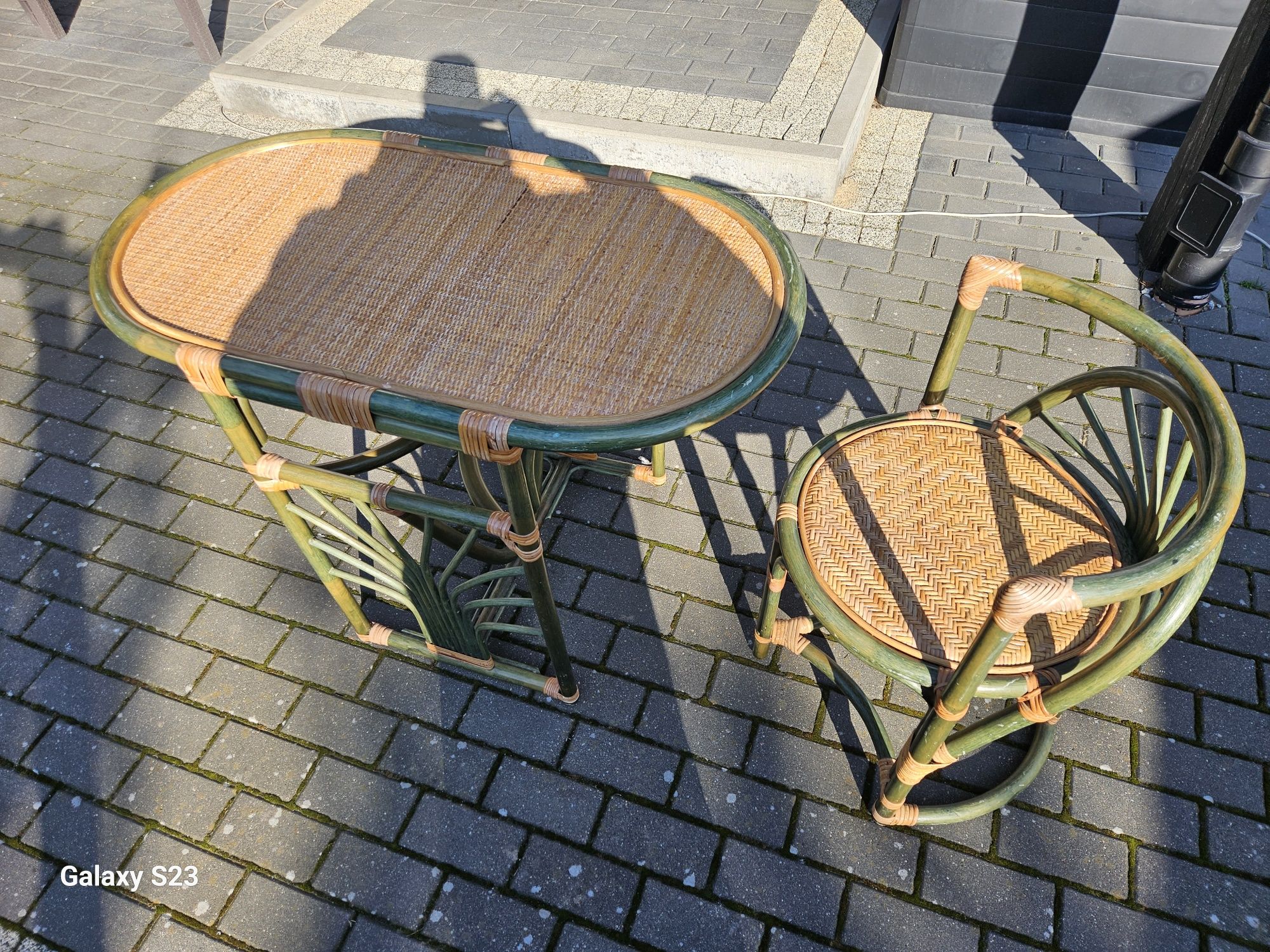 Stół z krzesłem rattan drewno ładne