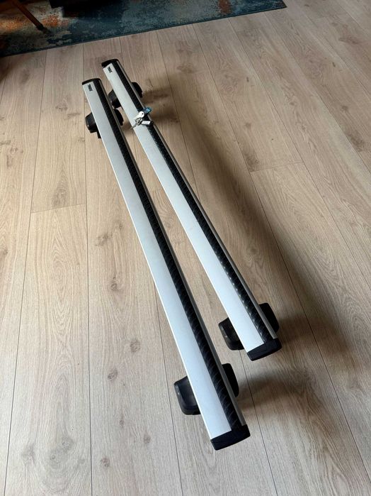 Bagażnik dachowy do Volvo V60 (10-18) Thule WingBar srebrny / używany