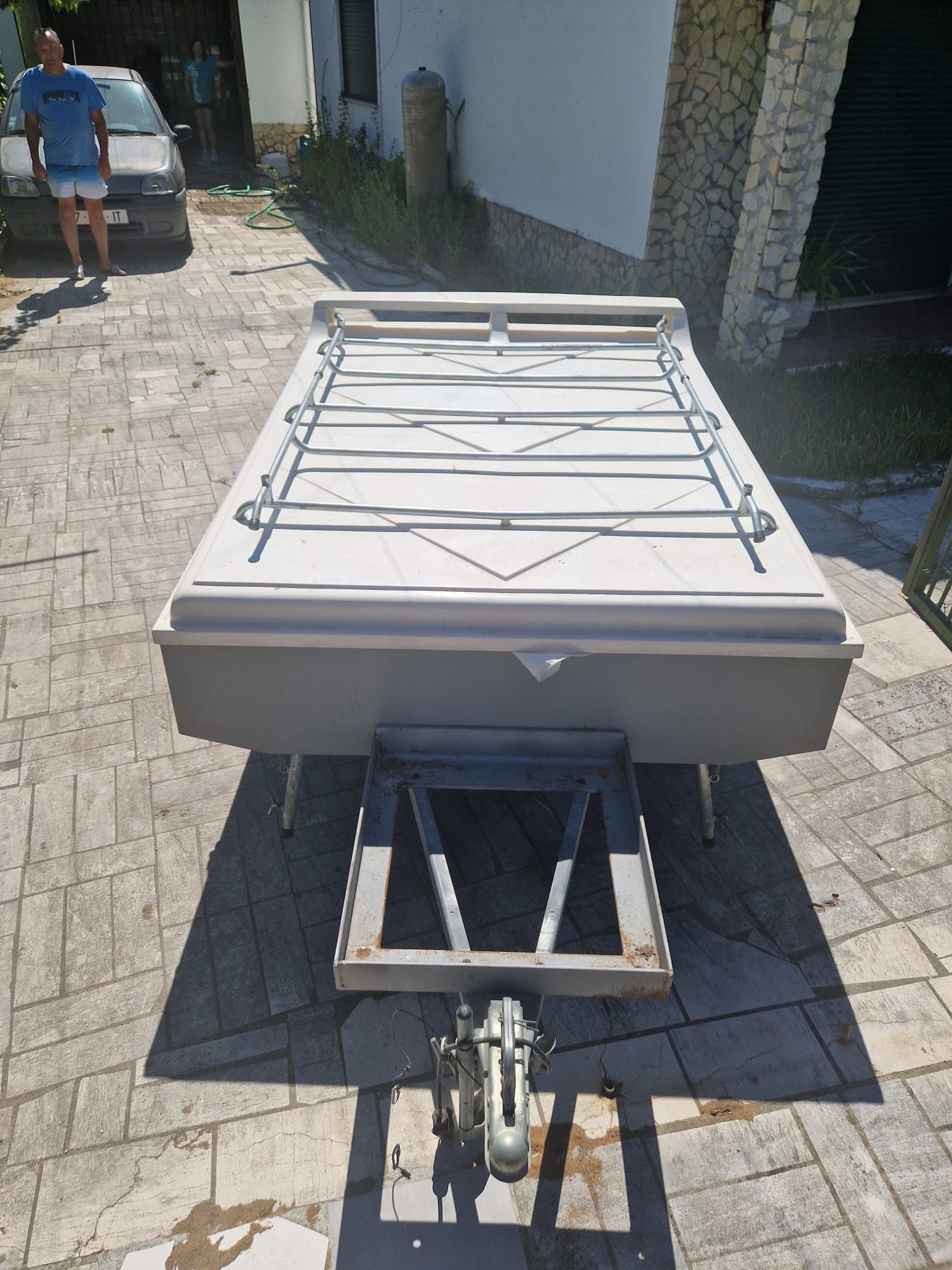 Atrelado tenda como novo