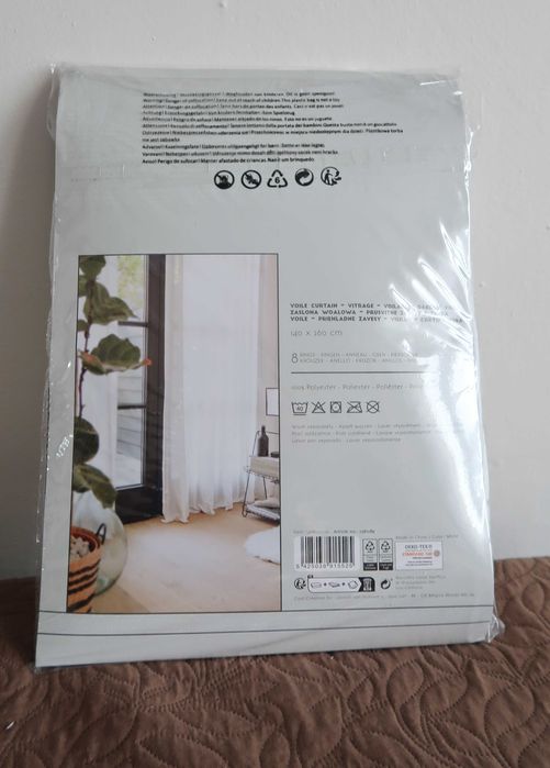 Action firanka zasłona woal 140x260 cm biała okrągłe metalowe przeloty