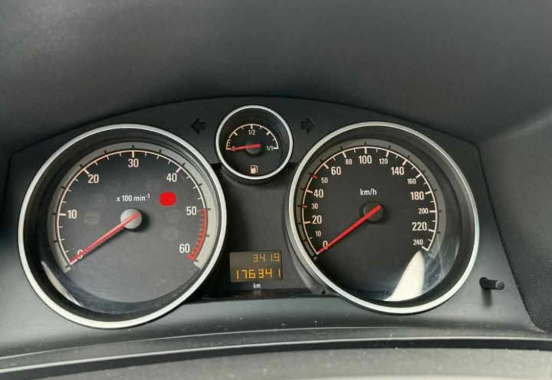 Opel Zafira 1.9 Diesel