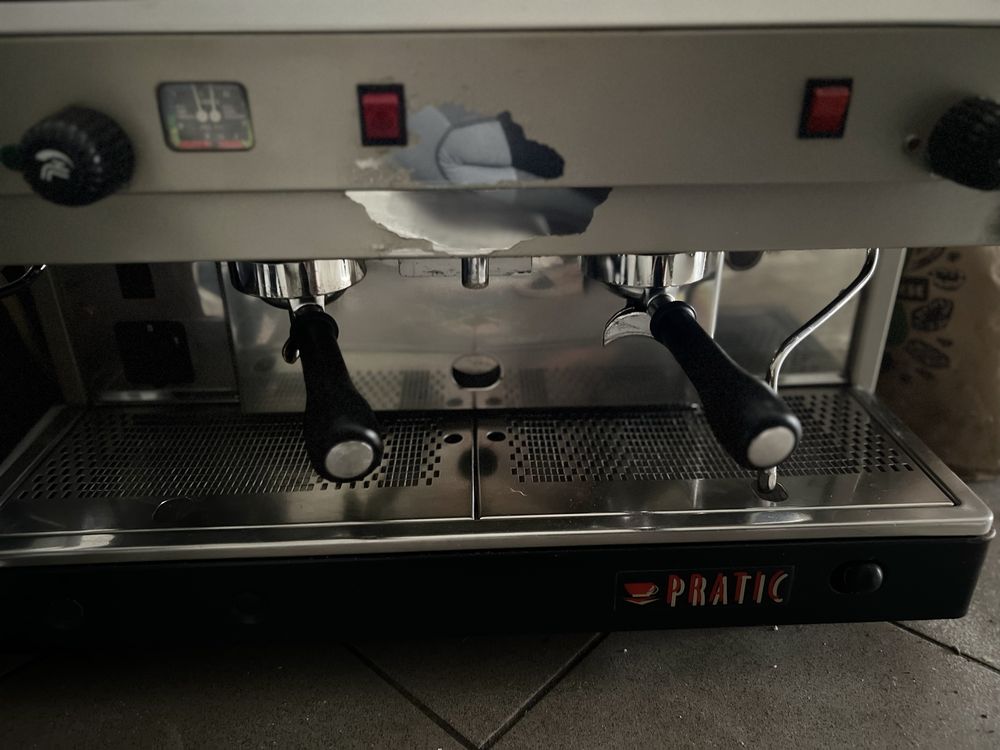 Кофемашина професіна Astoria Pratic 2