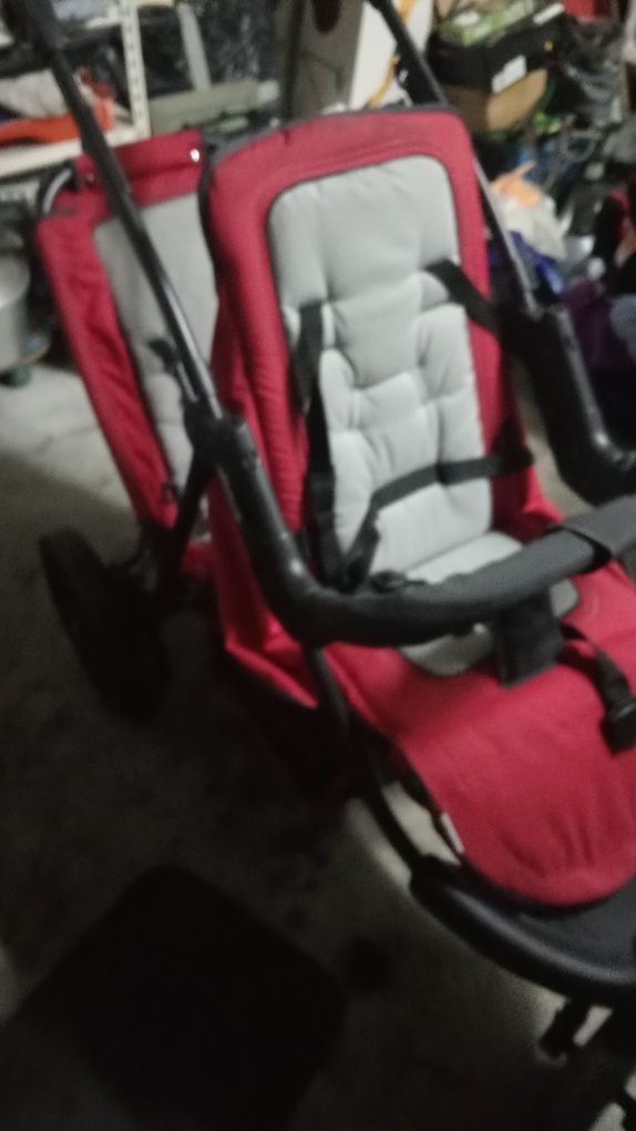 Carrinho de passeio para gêmeos