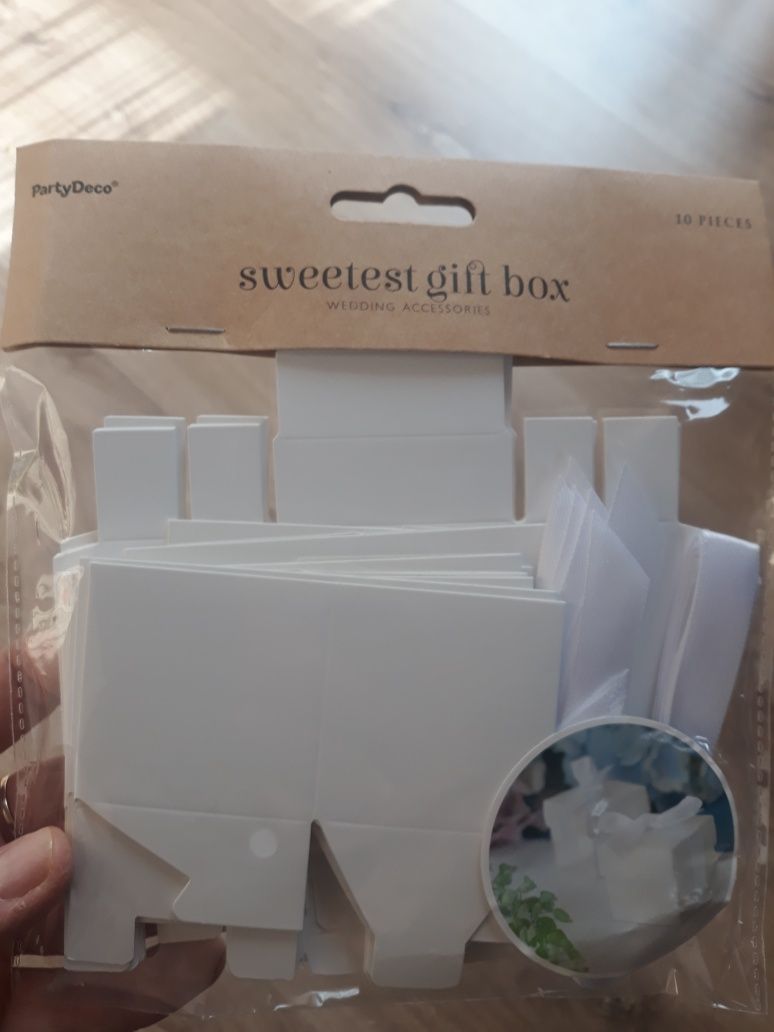 Zestaw komunia itp.: pudełeczka sweet gift box 2 opakowania, serwetki
