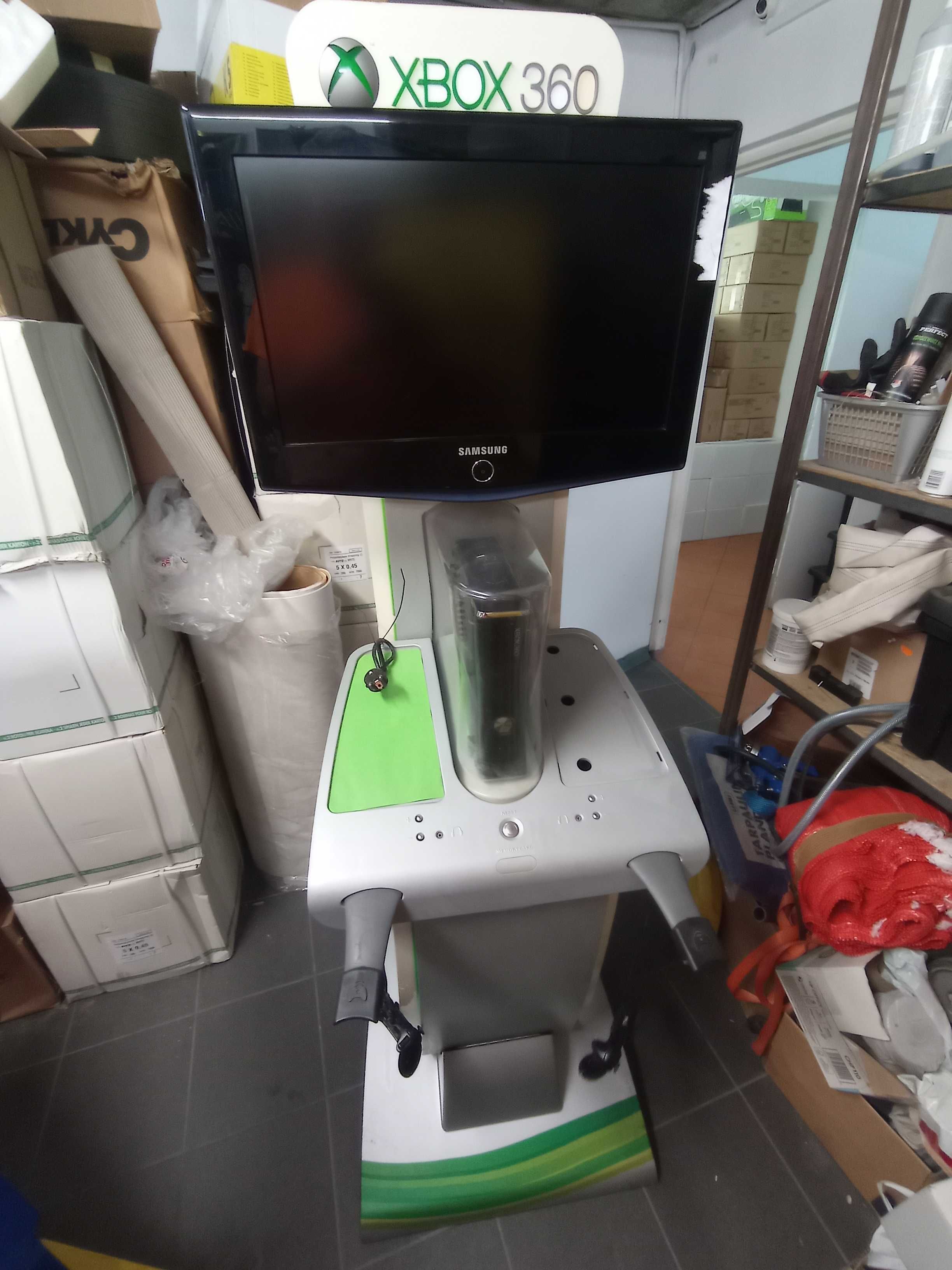 Automat do gier xBox 360 monitor Samsung zarobkowy
