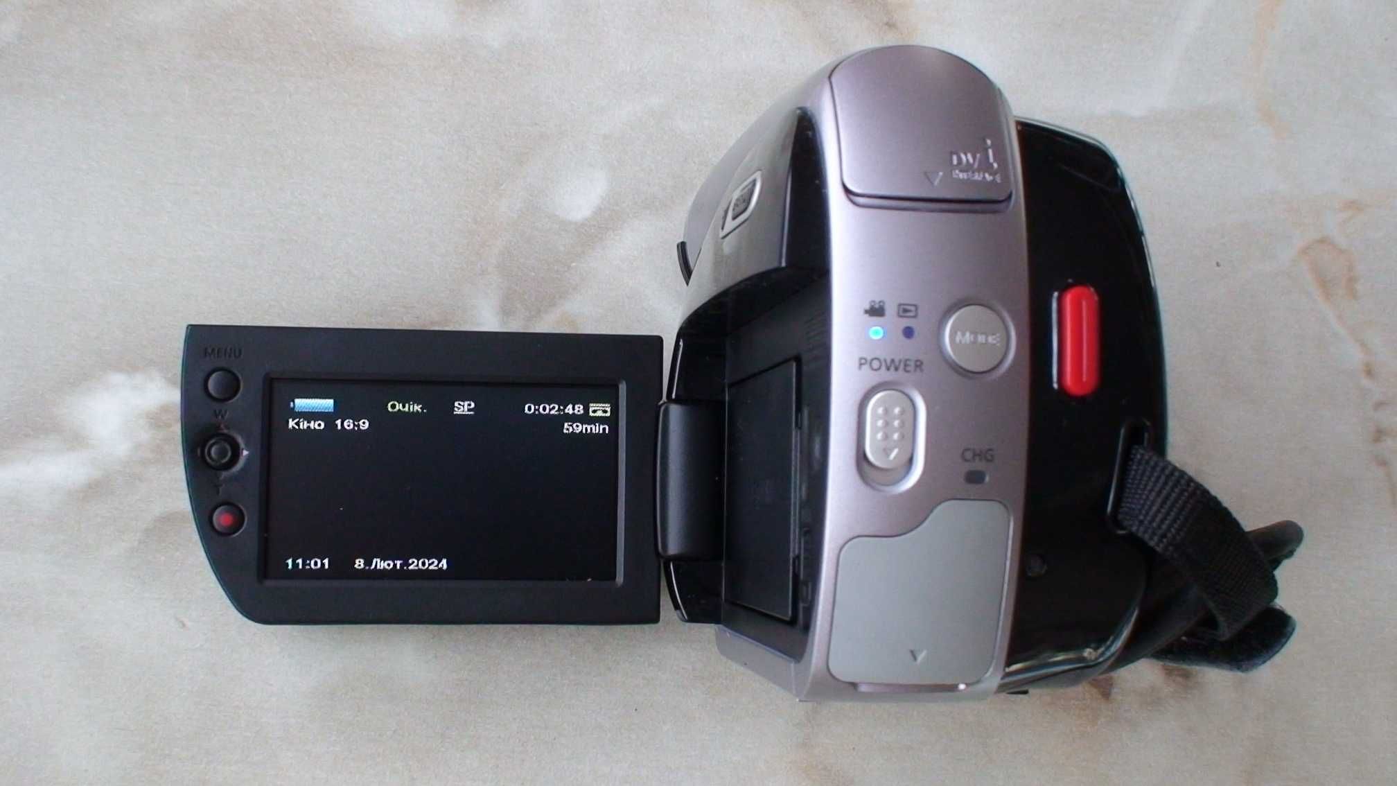 Відеокамера Samsung VP-D381i