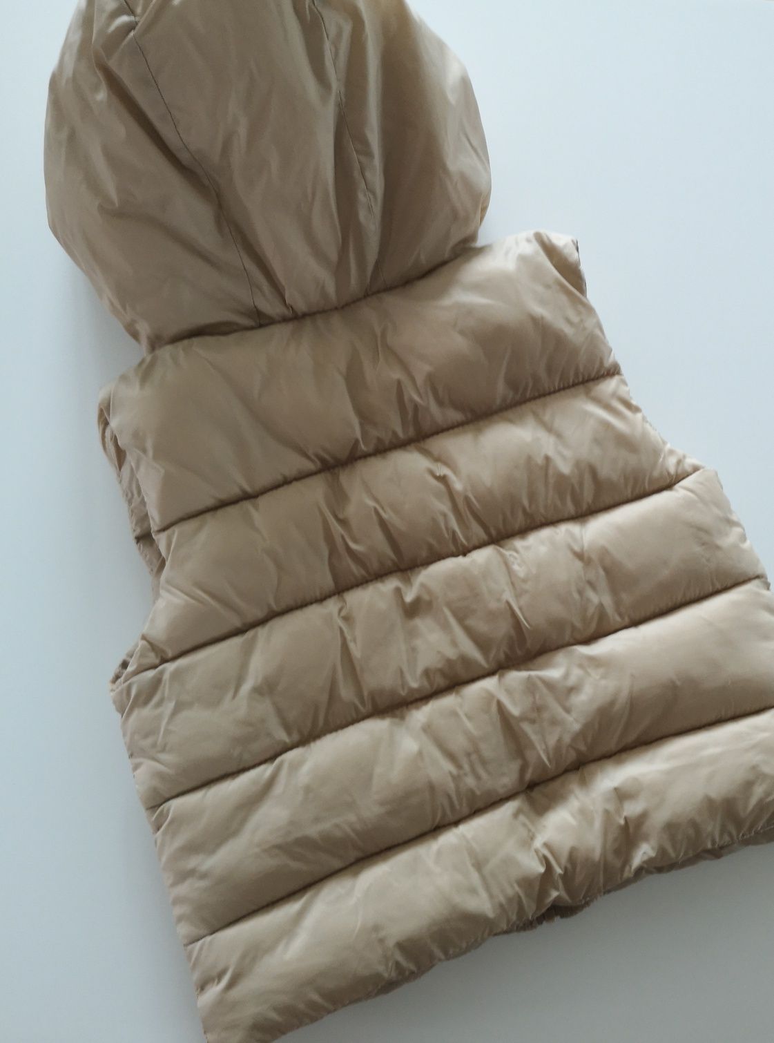 Bezrękawnik beżowy cappuccino firmy Mayoral rozmiar 86 cm 18 miesięcy