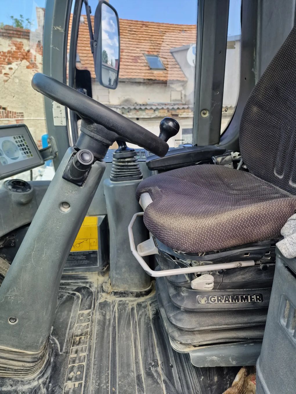 Liebherr L528  Liebherr L528