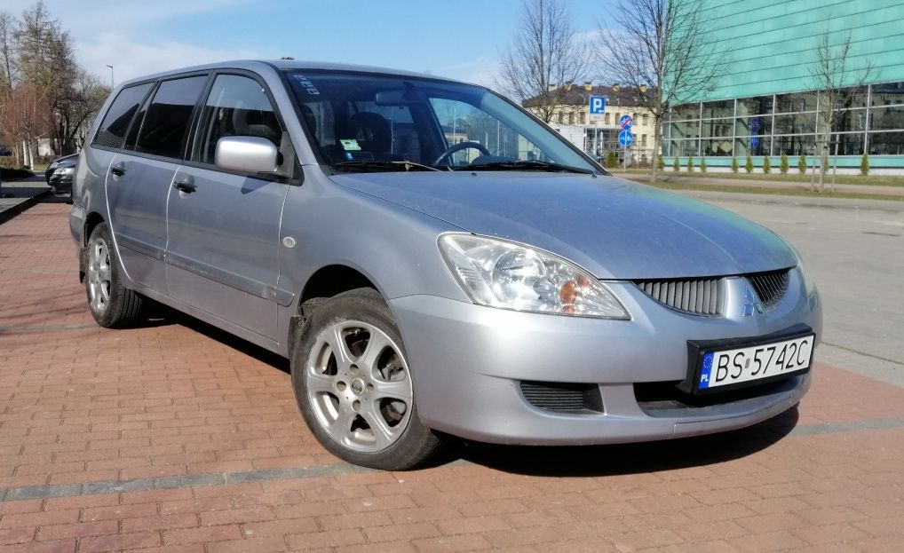 Mitsubishi Lancer kombi 2005 1.6 KLIMA