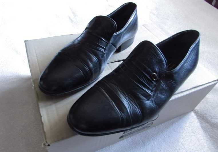 Мужские туфли / чоловічі туфлі  "Roland Cartier"