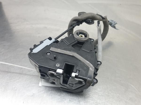 Fechadura / fecho porta trás direito RENAULT Captur II