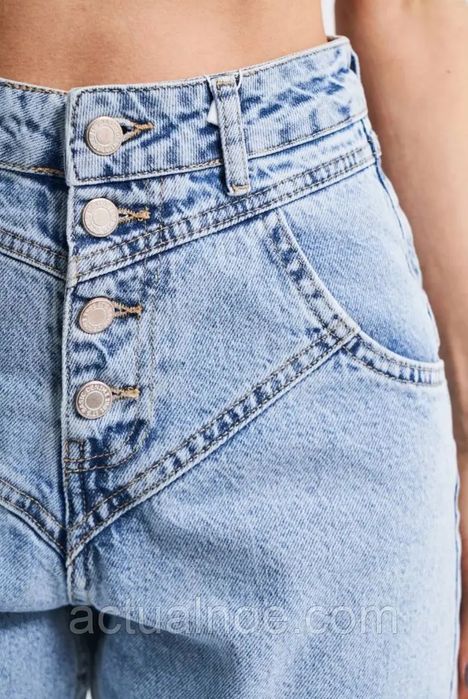 Джинси прямого крою з ефектом трусиків