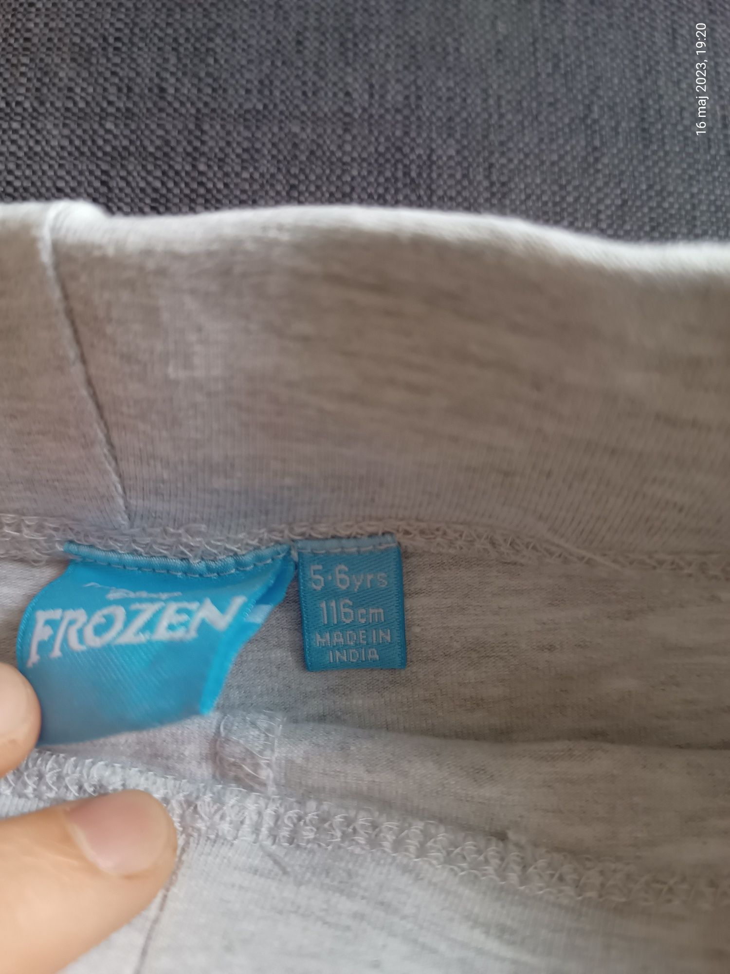 Krótkie legginsy leginsy getry kolażowówki Frozen Elsa i Anna Frozen