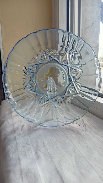 Talerz błękitny z wiśniami Irena Inowrocław katalog zbiorczy l. 40/50