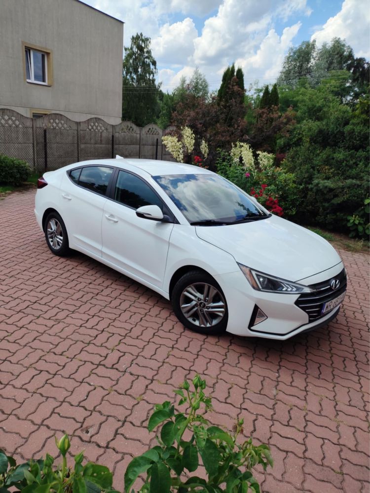 Hyundai elantra 2019r automat