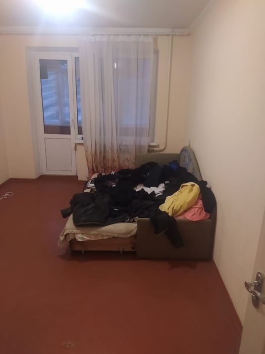 Сдаётся комната в двухкомнатной